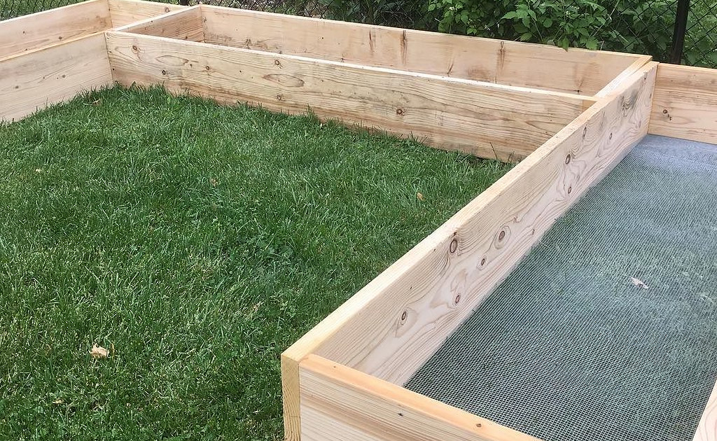 Build or Purchase Raised Beds